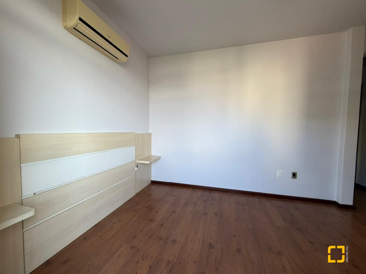 Apartamento com 92m², 3 quartos (sendo 1 suíte), 1 garagem, no bairro Estreito em Florianópolis