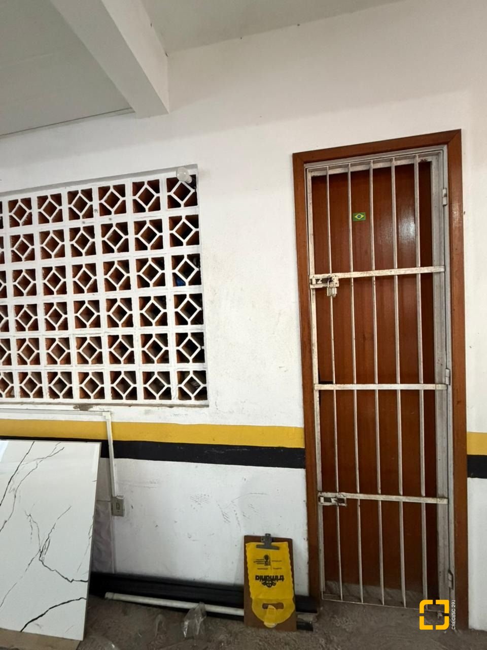 Apartamento com 92m², 3 quartos (sendo 1 suíte), 1 garagem, no bairro Estreito em Florianópolis