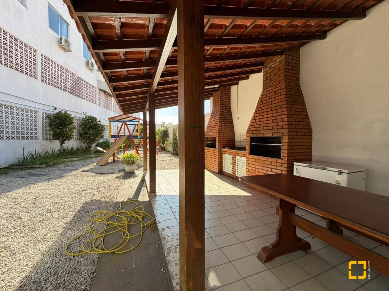 Apartamento com 92m², 3 quartos (sendo 1 suíte), 1 garagem, no bairro Estreito em Florianópolis