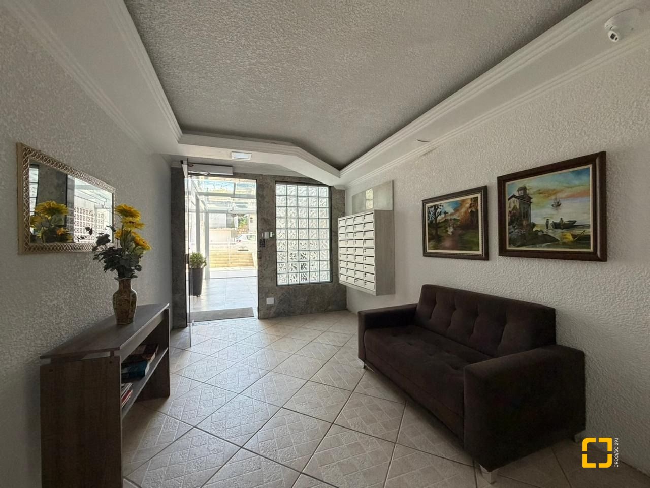 Apartamento com 92m², 3 quartos (sendo 1 suíte), 1 garagem, no bairro Estreito em Florianópolis