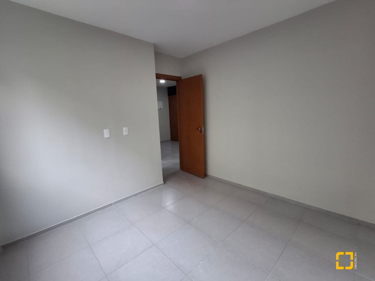 Apartamento com 43m², 2 quartos, 1 garagem, no bairro Bela Vista em Palhoça