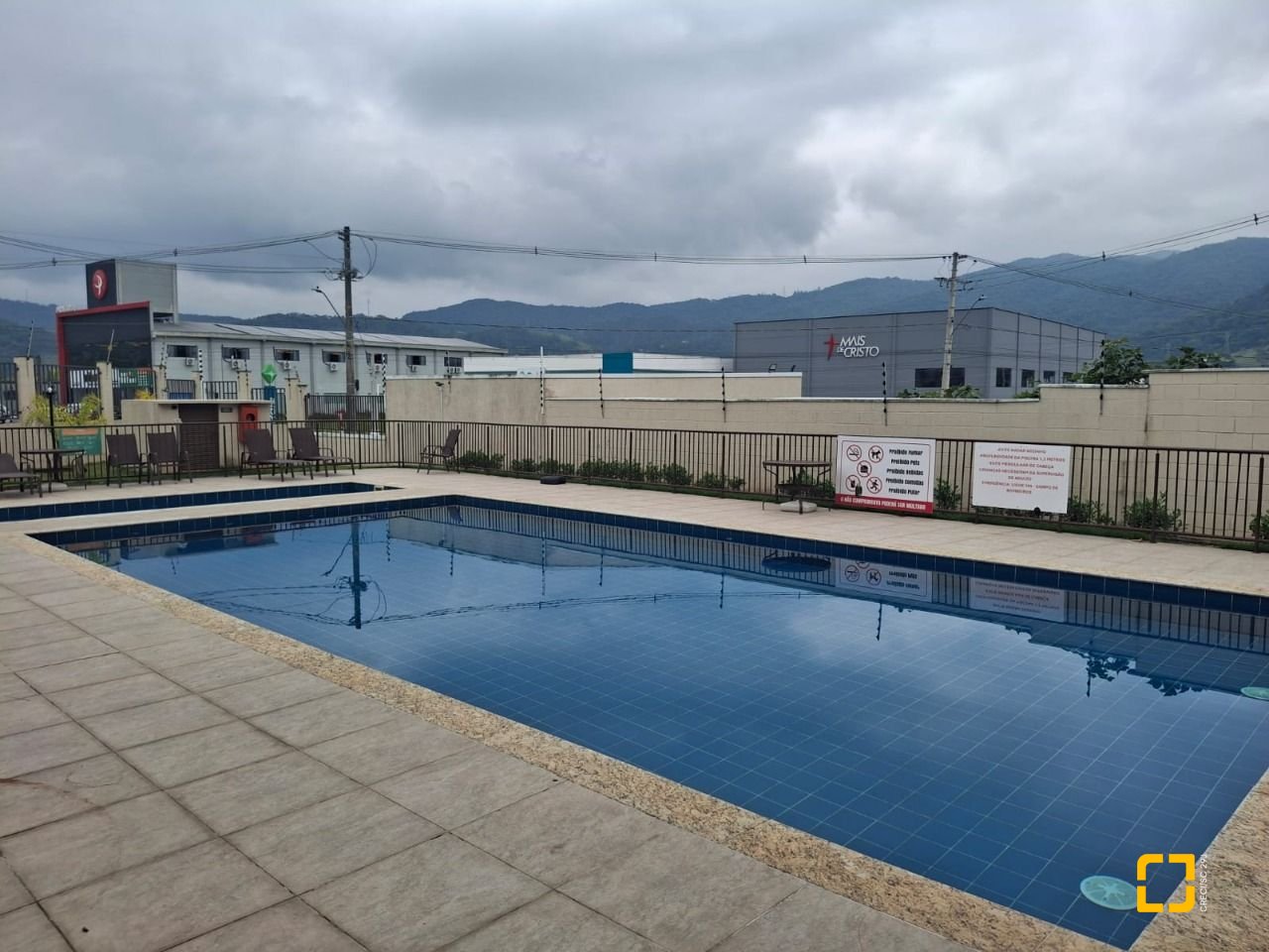 Apartamento com 43m², 2 quartos, 1 garagem, no bairro Bela Vista em Palhoça