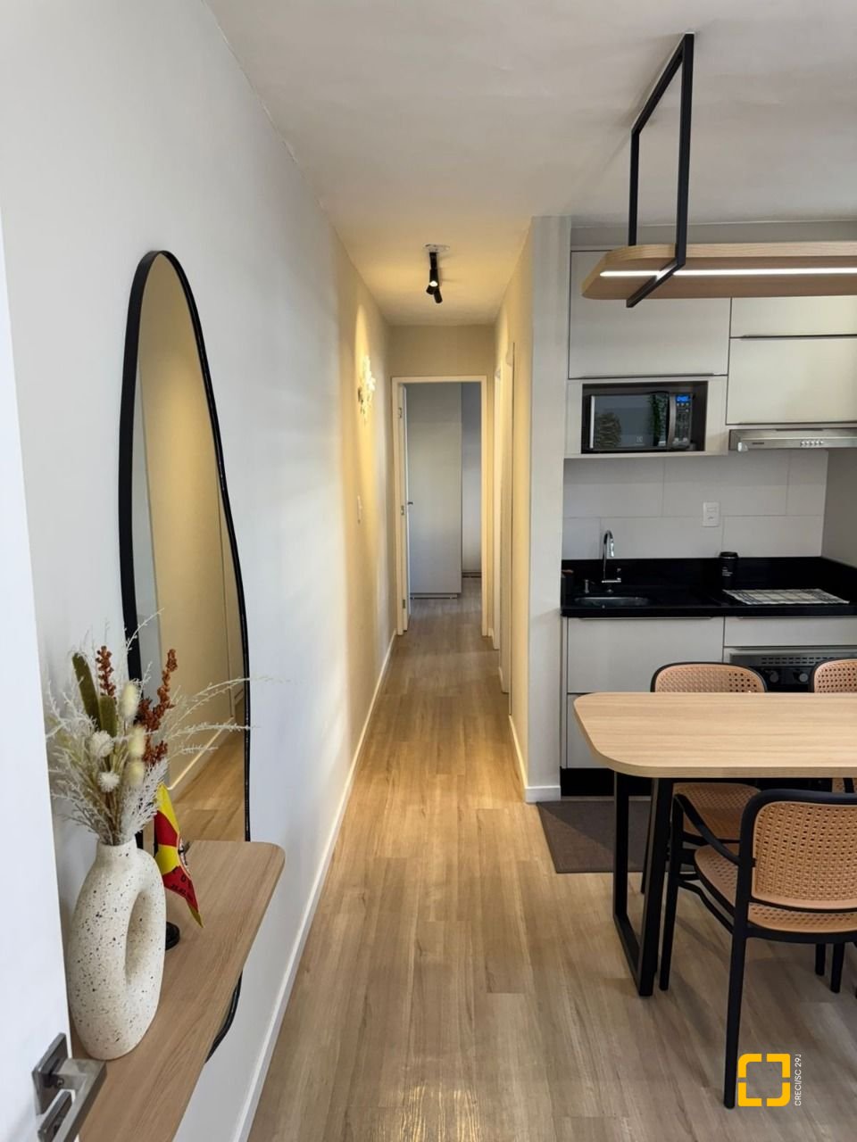 Apartamento com 41m², 2 quartos, no bairro Campinas em São José
