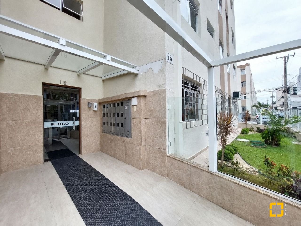 Apartamento com 41m², 2 quartos, no bairro Campinas em São José