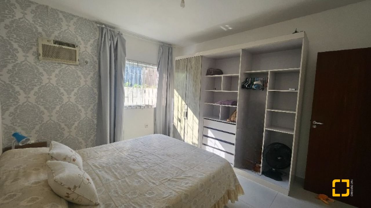 Casa com 118m², 3 quartos, 2 garagens, no bairro Ingleses do Rio Vermelho em Florianópolis