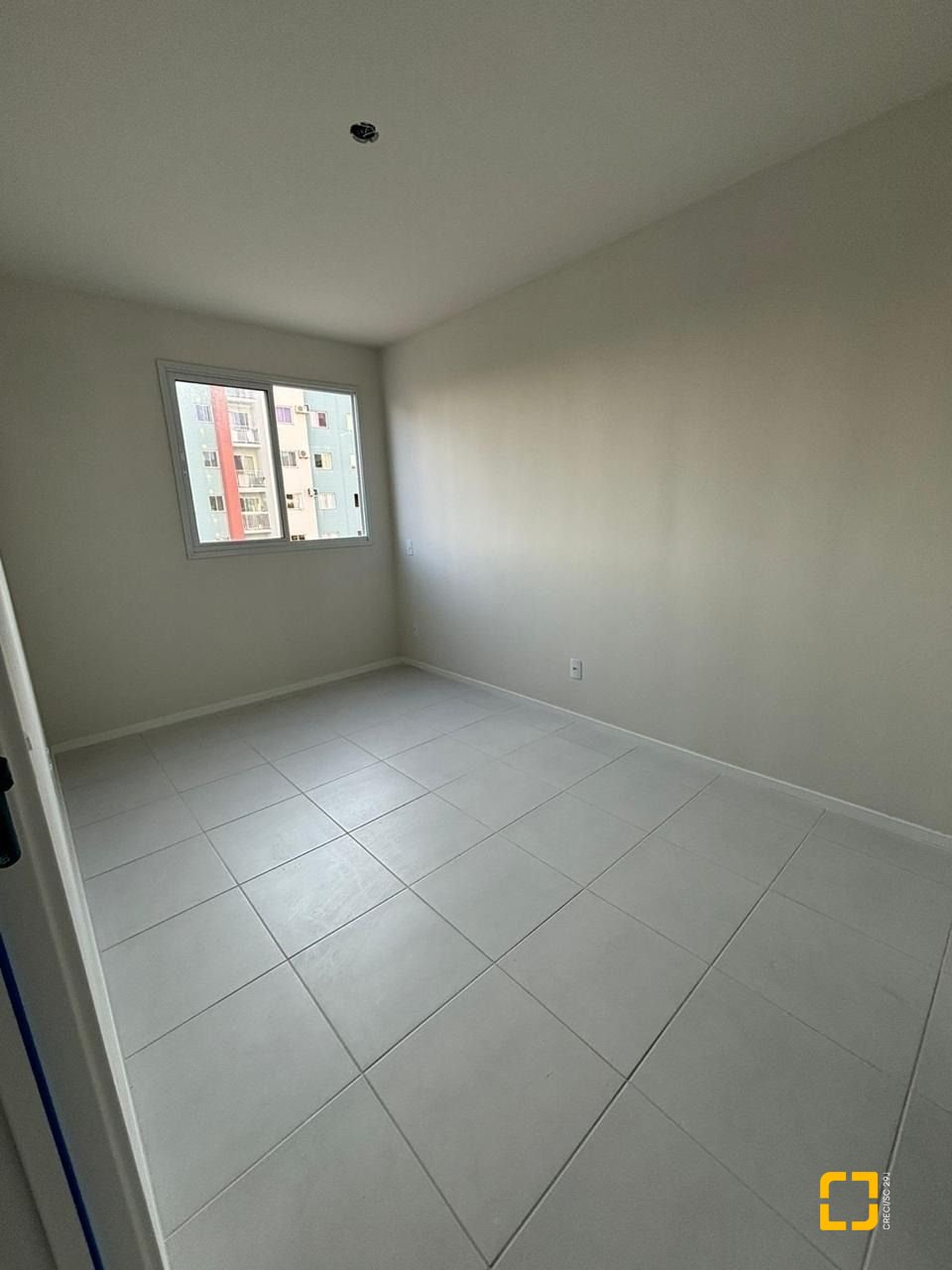Apartamento com 50m², 2 quartos, 1 garagem, no bairro Rio Caveiras em Biguaçu