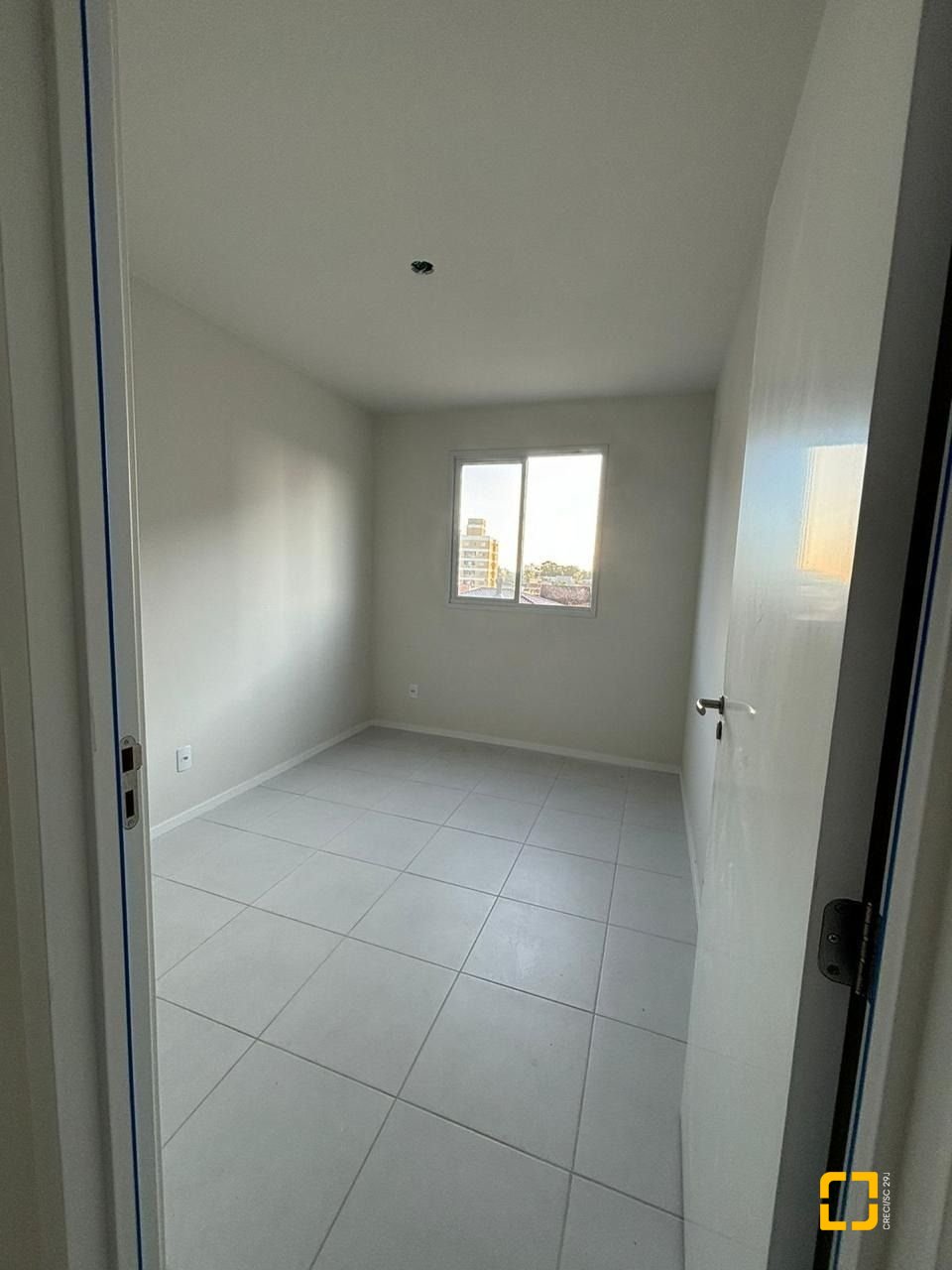 Apartamento com 50m², 2 quartos, 1 garagem, no bairro Rio Caveiras em Biguaçu
