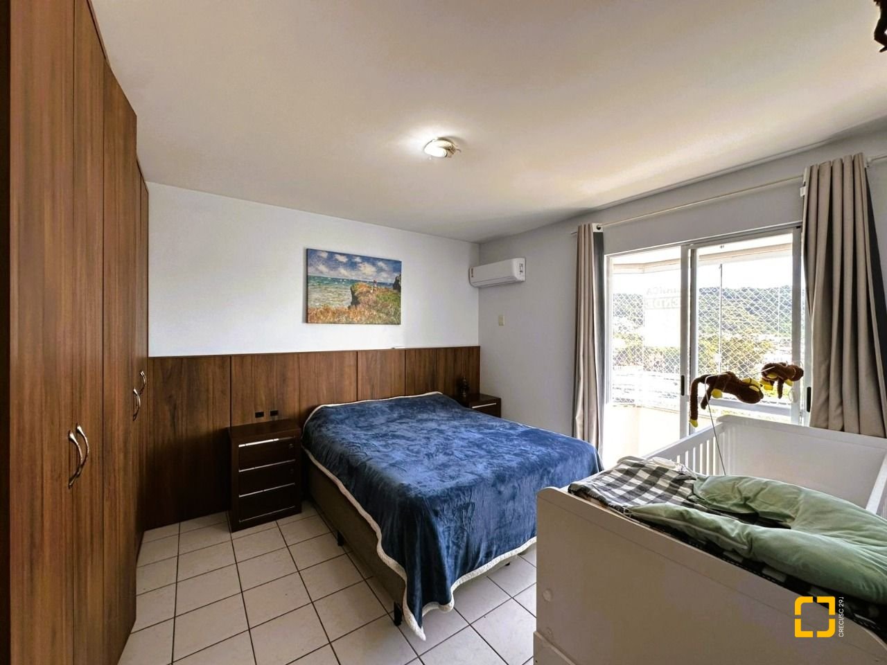 Apartamento com 96m², 3 quartos (sendo 1 suíte), 1 garagem, no bairro Kobrasol em São José