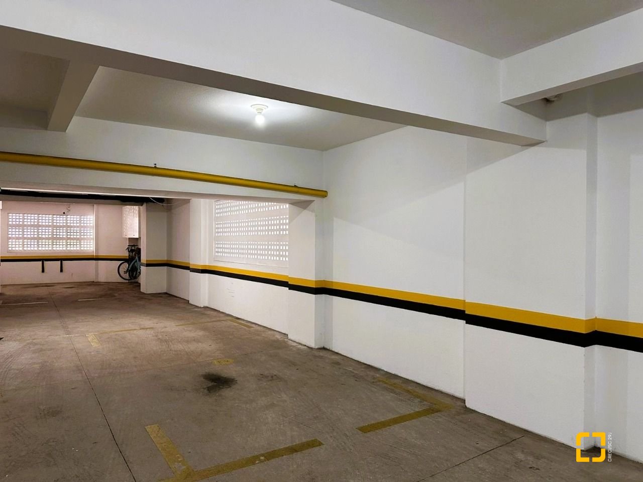 Apartamento com 96m², 3 quartos (sendo 1 suíte), 1 garagem, no bairro Kobrasol em São José