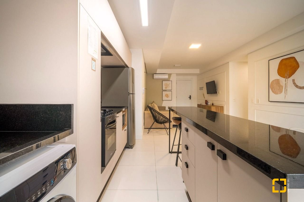 Apartamento com 80m², 4 quartos (sendo 2 suítes), 1 garagem, no bairro Jurerê em Florianópolis