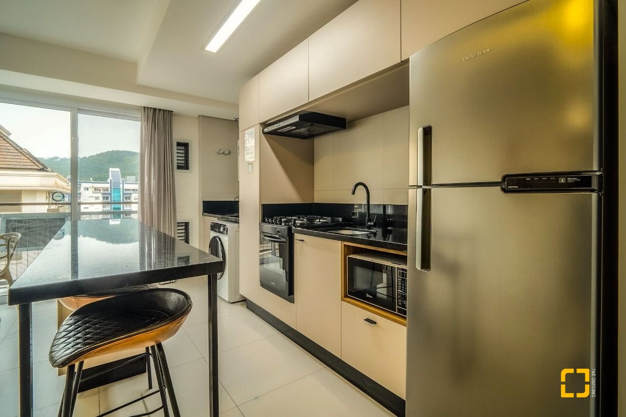 Apartamento com 80m², 4 quartos (sendo 2 suítes), 1 garagem, no bairro Jurerê em Florianópolis