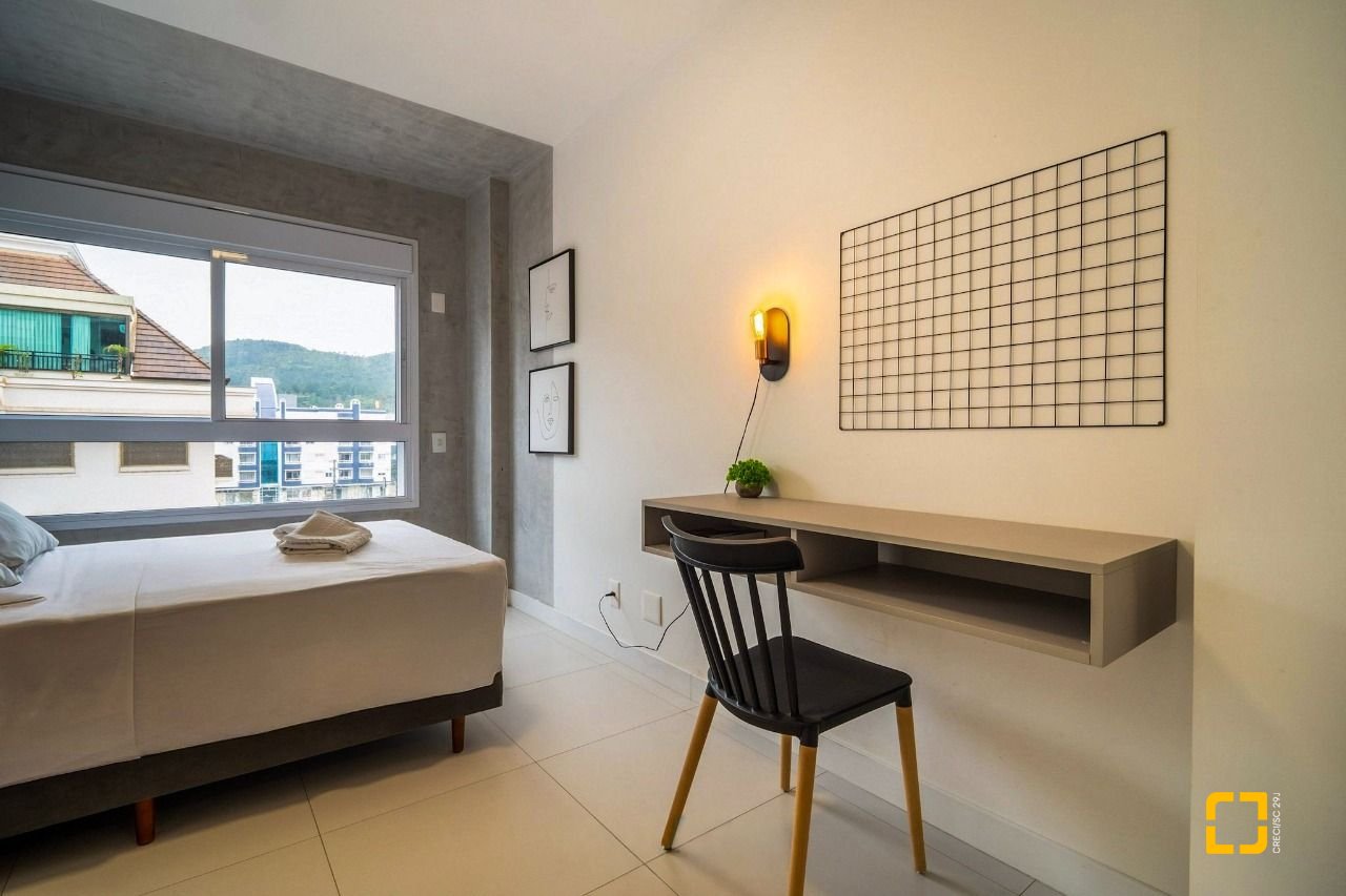 Apartamento com 80m², 4 quartos (sendo 2 suítes), 1 garagem, no bairro Jurerê em Florianópolis
