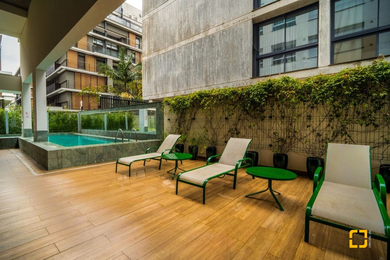 Apartamento com 80m², 4 quartos (sendo 2 suítes), 1 garagem, no bairro Jurerê em Florianópolis