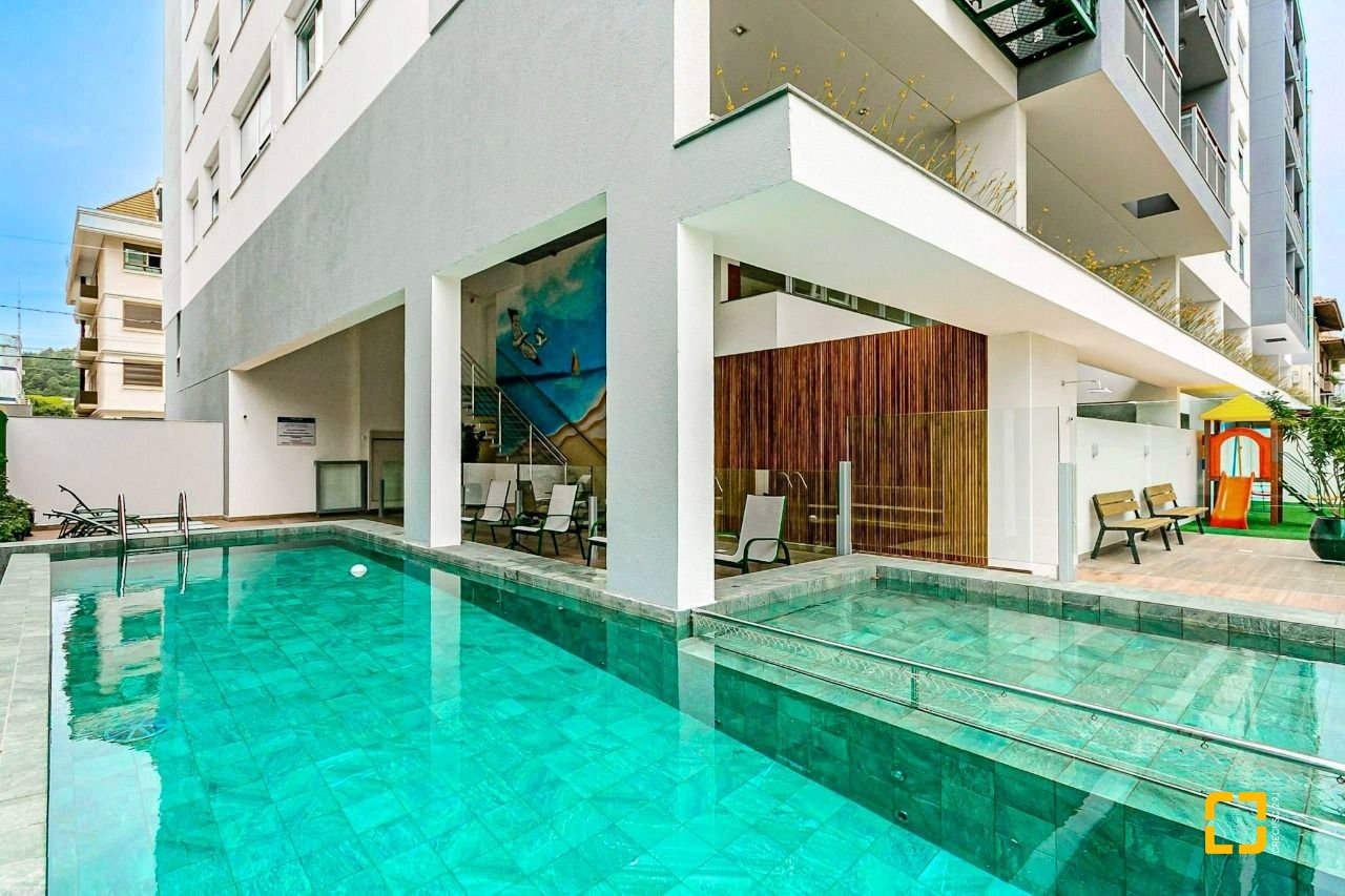Apartamento com 80m², 4 quartos (sendo 2 suítes), 1 garagem, no bairro Jurerê em Florianópolis