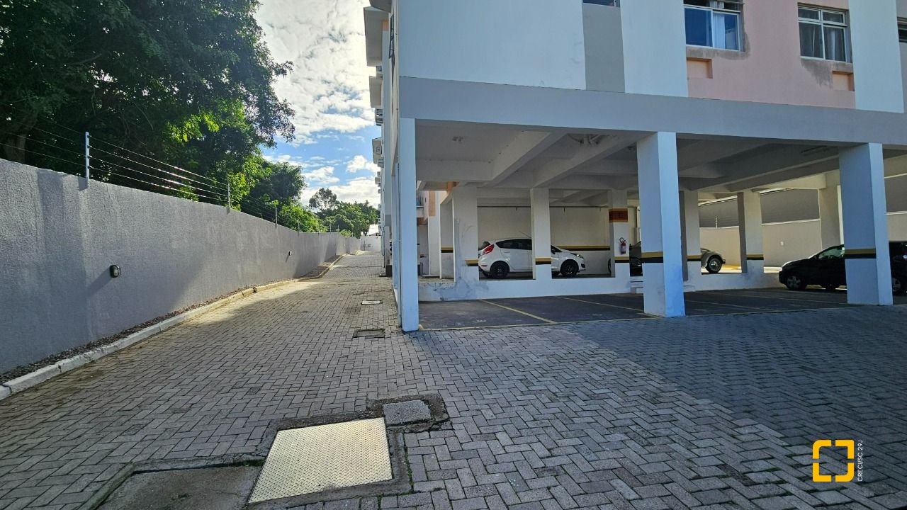 Apartamento com 58m², 2 quartos, 1 garagem, no bairro Estreito em Florianópolis