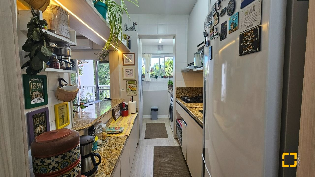 Apartamento com 58m², 2 quartos, 1 garagem, no bairro Estreito em Florianópolis