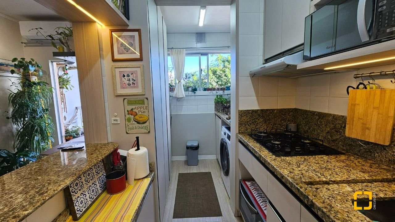 Apartamento com 58m², 2 quartos, 1 garagem, no bairro Estreito em Florianópolis