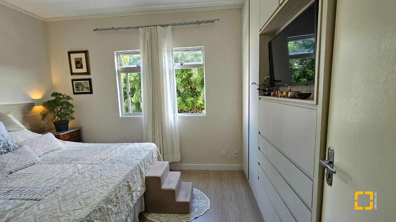 Apartamento com 58m², 2 quartos, 1 garagem, no bairro Estreito em Florianópolis