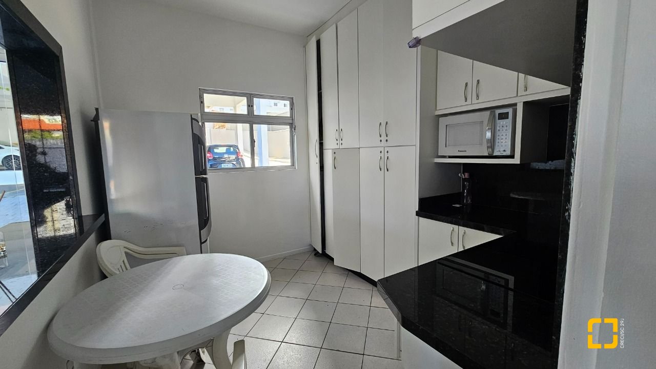 Apartamento com 58m², 2 quartos, 1 garagem, no bairro Estreito em Florianópolis
