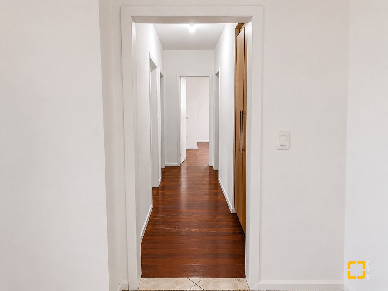 Apartamento com 110m², 4 quartos (sendo 1 suíte), 1 garagem, no bairro Kobrasol em São José