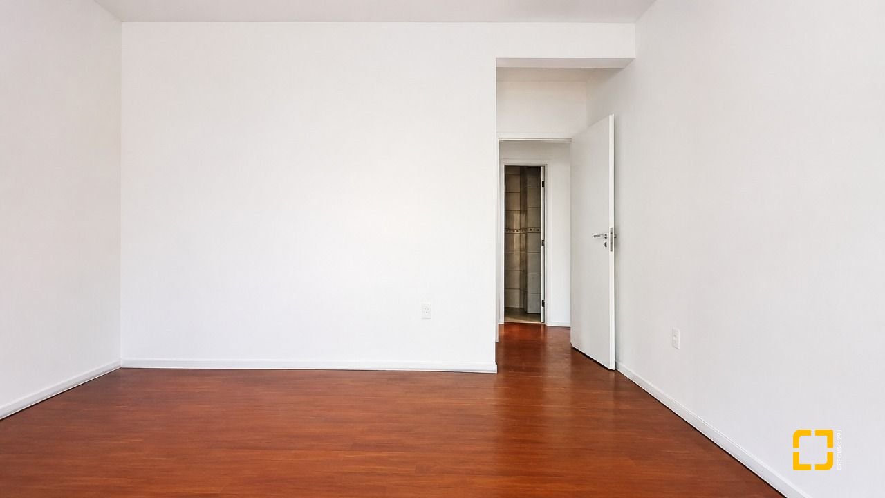 Apartamento com 110m², 4 quartos (sendo 1 suíte), 1 garagem, no bairro Kobrasol em São José
