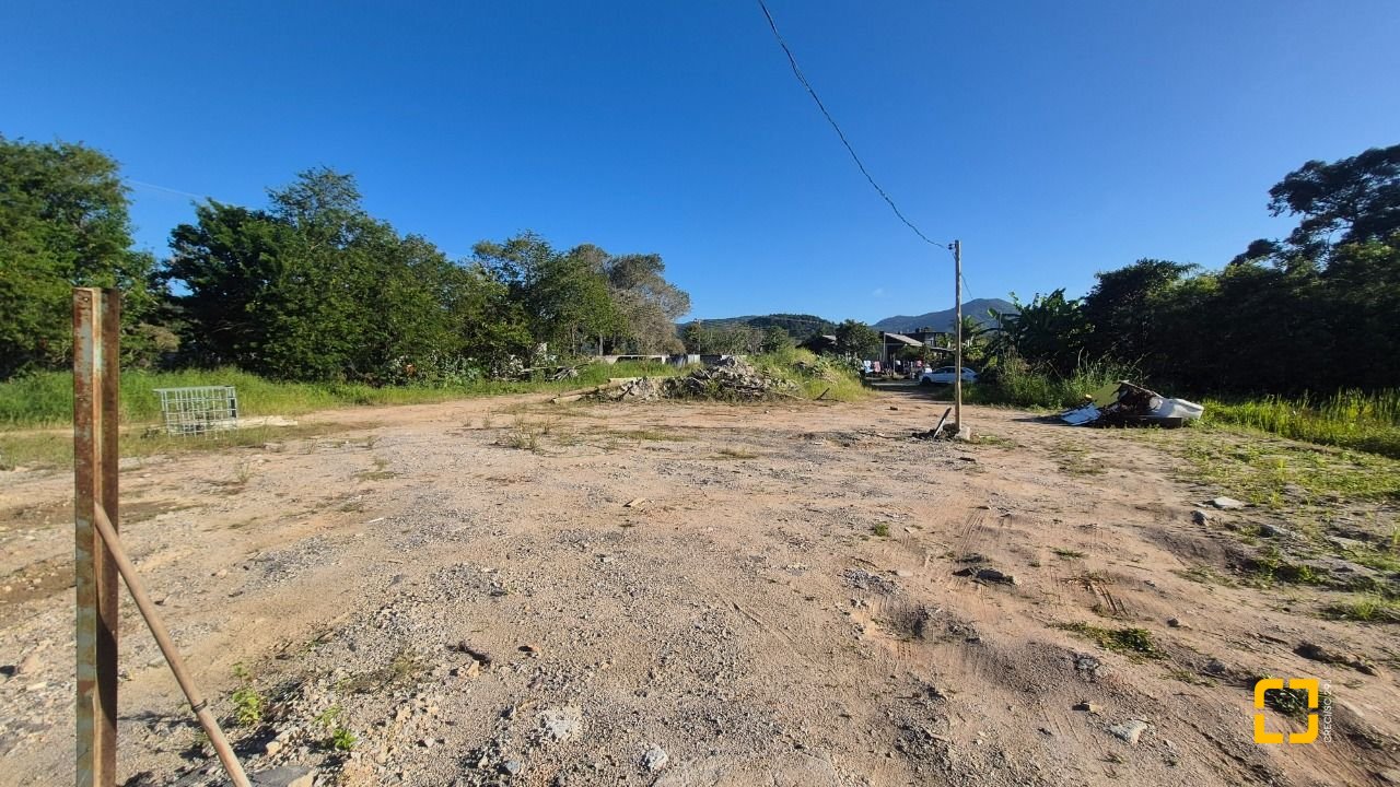 Terreno com 7200m², no bairro Ratones em Florianópolis