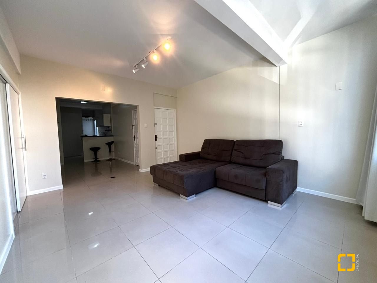 Apartamento com 90m², 4 quartos (sendo 1 suíte), 1 garagem, no bairro Centro em Florianópolis