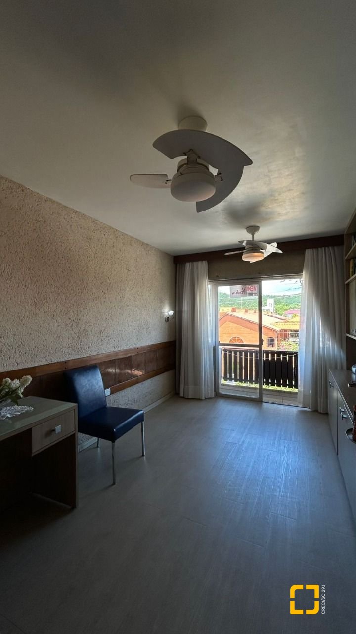 Apartamento com 47m², 1 quarto, 1 garagem, no bairro Canasvieiras em Florianópolis