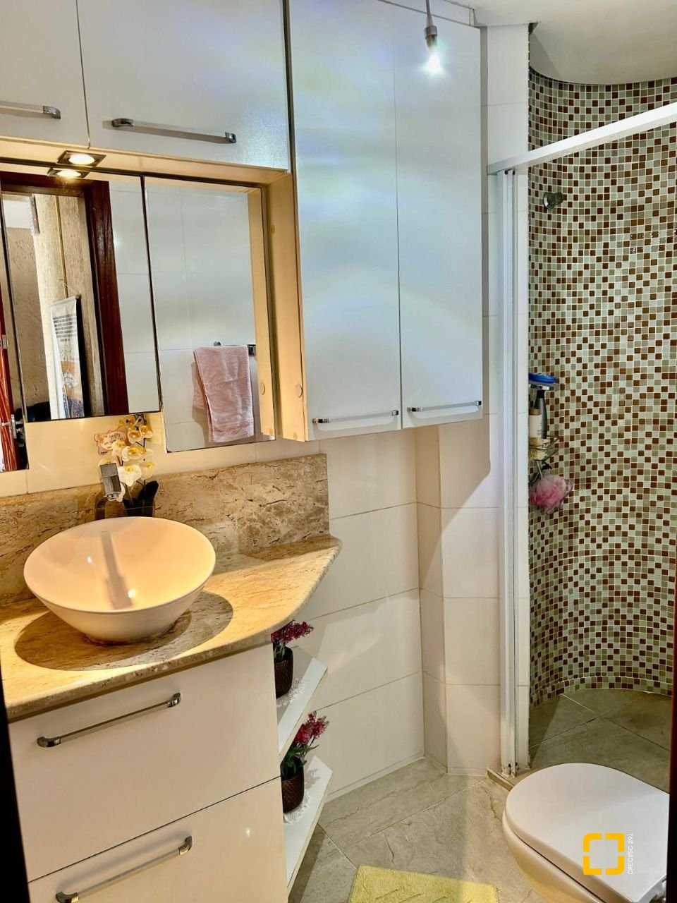 Apartamento com 47m², 1 quarto, 1 garagem, no bairro Canasvieiras em Florianópolis