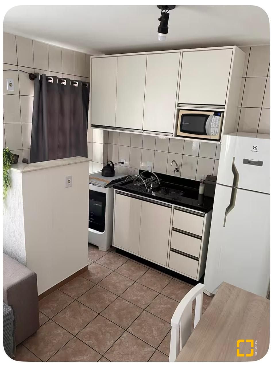 Apartamento com 52m², 1 quarto, 1 garagem, no bairro Canasvieiras em Florianópolis