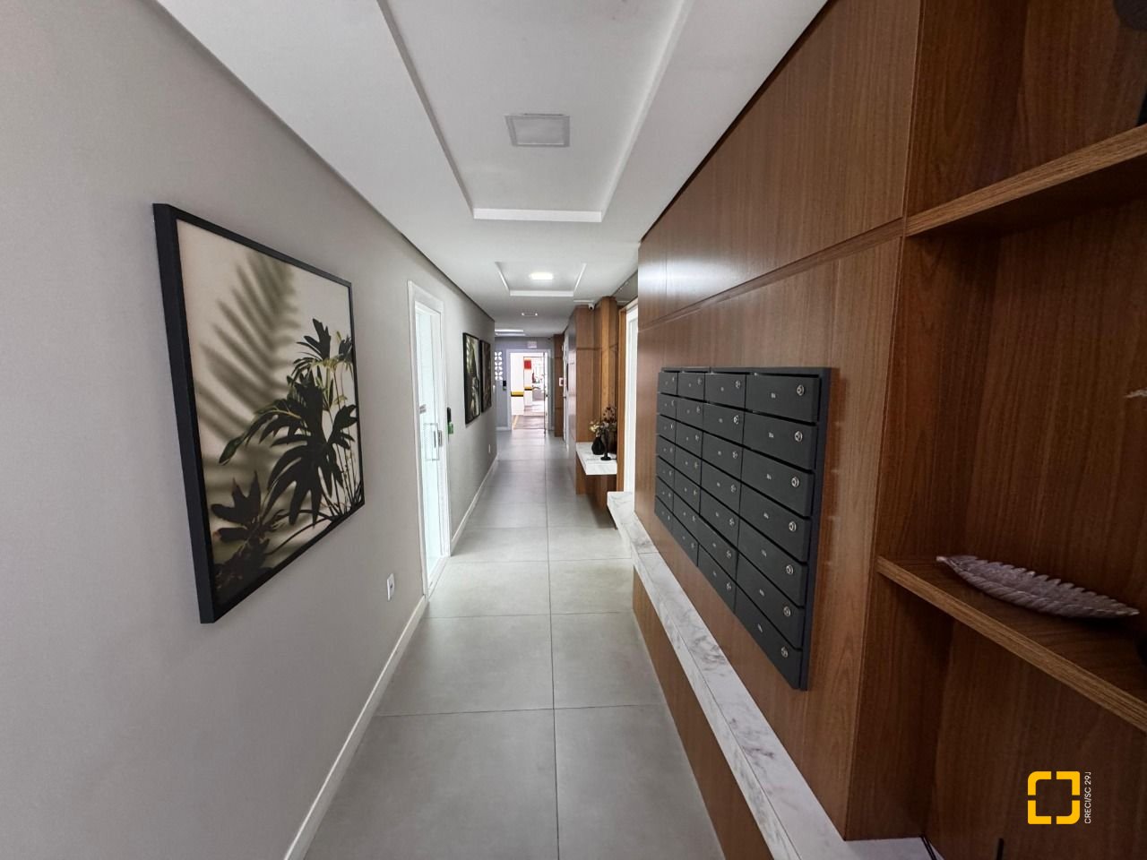 Apartamento com 99m², 4 quartos (sendo 1 suíte), 1 garagem, no bairro Trindade em Florianópolis