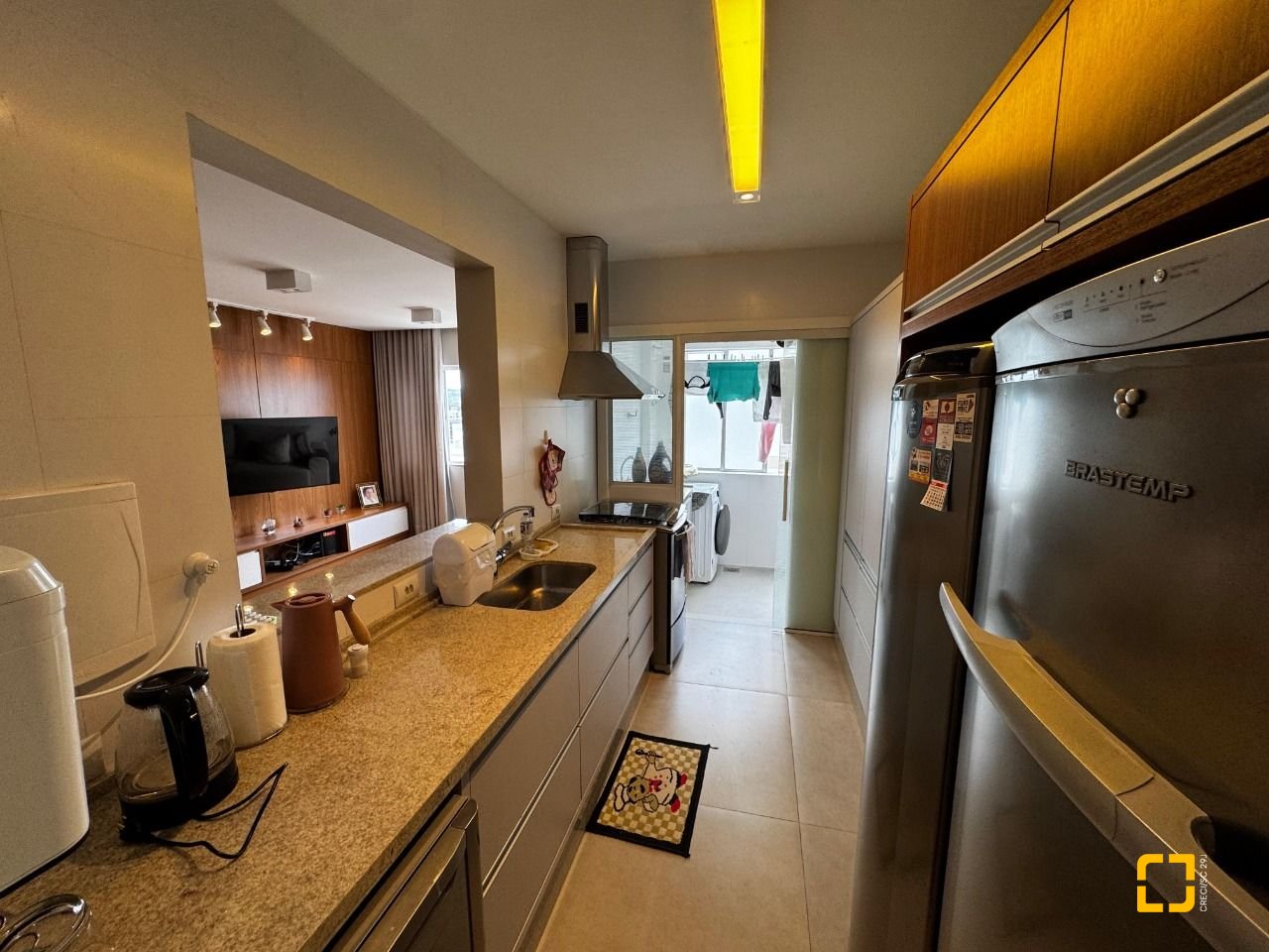 Apartamento com 99m², 4 quartos (sendo 1 suíte), 1 garagem, no bairro Trindade em Florianópolis