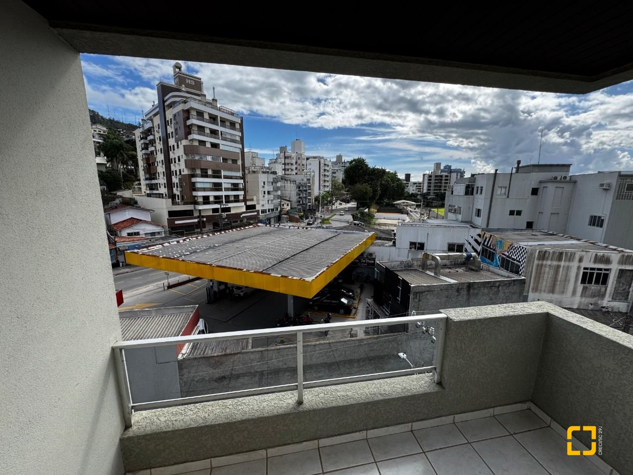 Apartamento com 99m², 4 quartos (sendo 1 suíte), 1 garagem, no bairro Trindade em Florianópolis