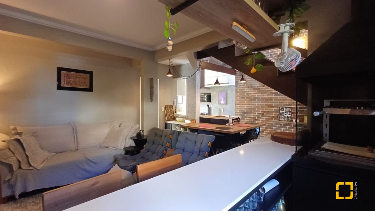 Casa de Condomínio com 148m², 2 quartos (sendo 1 suíte), 2 garagens, no bairro Santo Antônio de Lisboa em Florianópolis