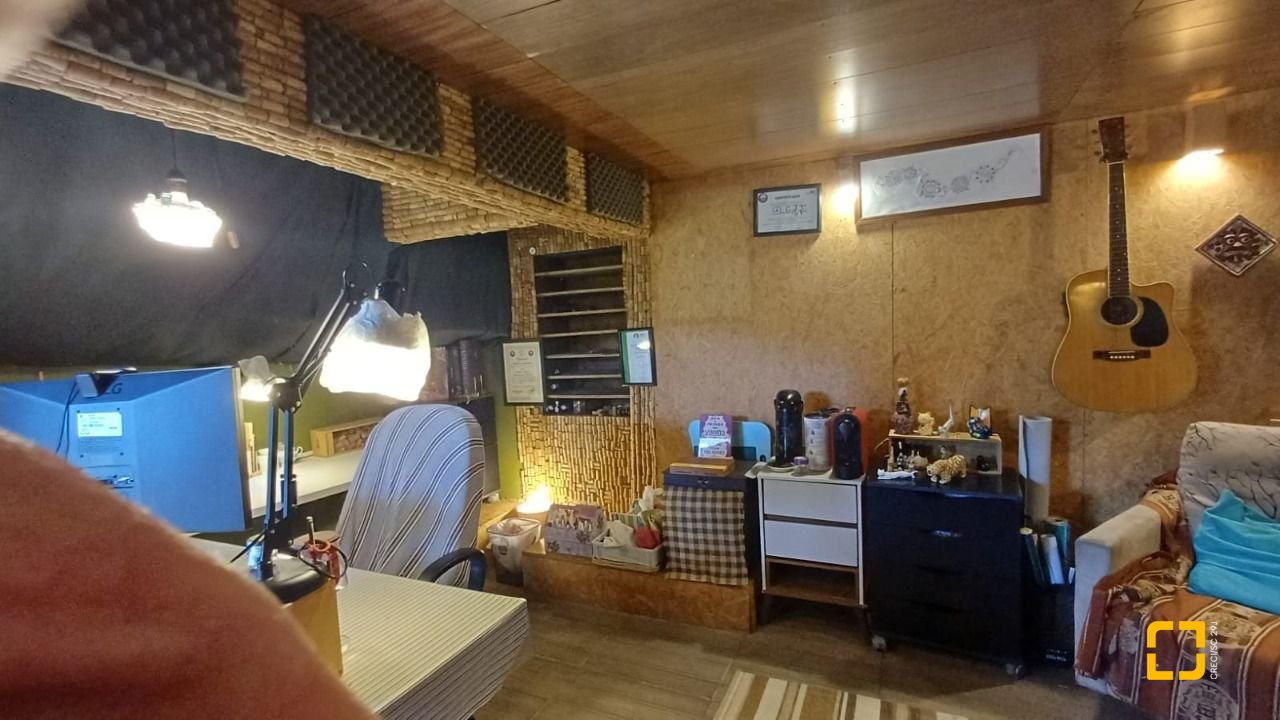 Casa de Condomínio com 148m², 2 quartos (sendo 1 suíte), 2 garagens, no bairro Santo Antônio de Lisboa em Florianópolis