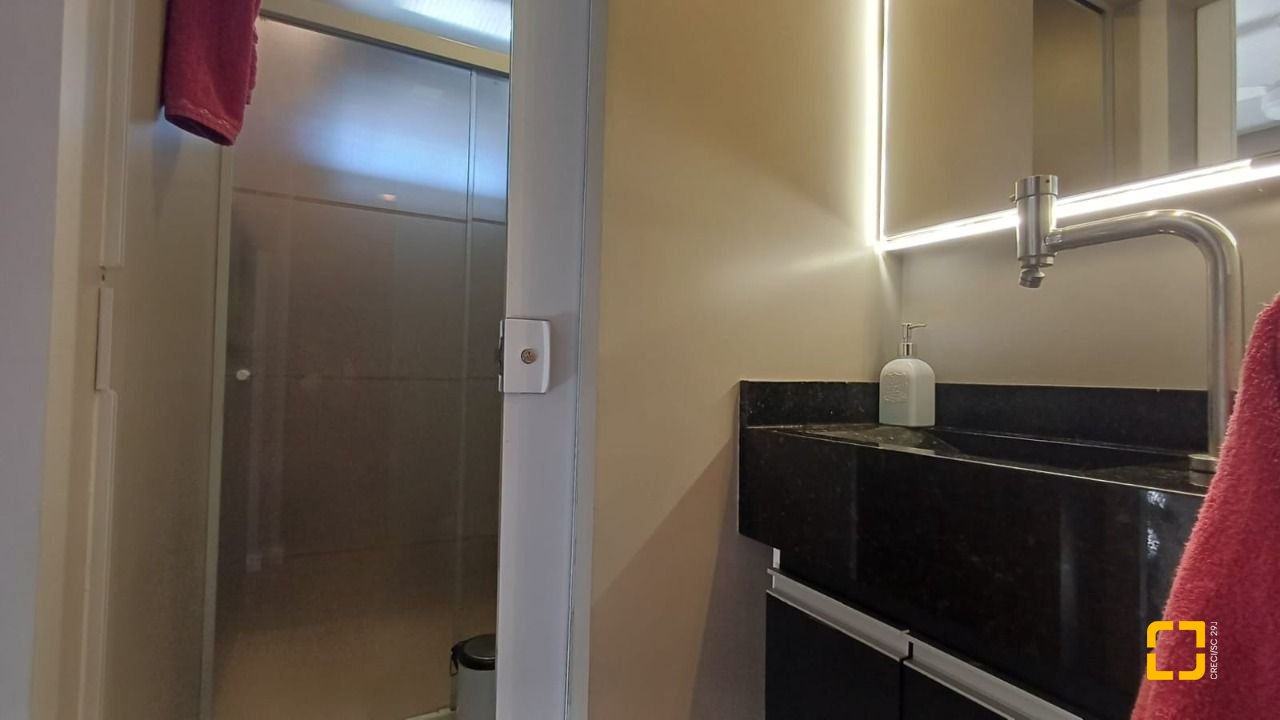 Casa de Condomínio com 148m², 2 quartos (sendo 1 suíte), 2 garagens, no bairro Santo Antônio de Lisboa em Florianópolis
