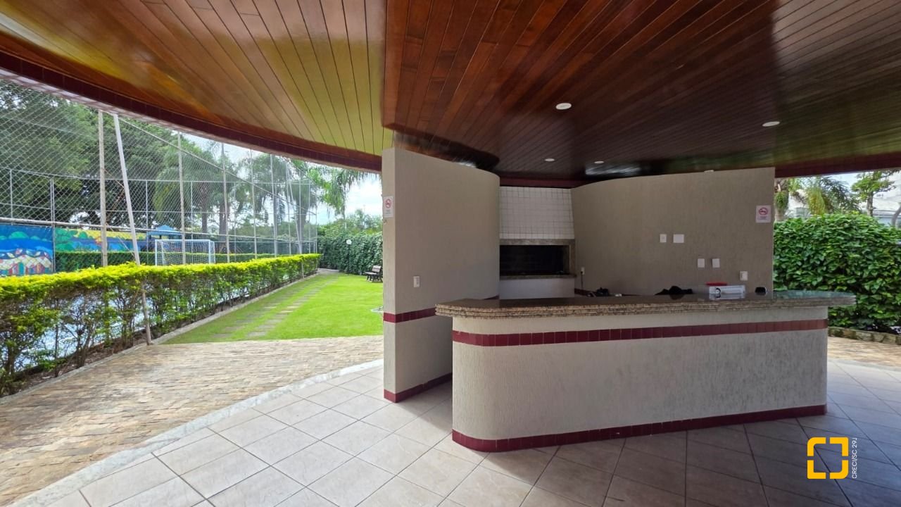 Apartamento com 71m², 3 quartos (sendo 1 suíte), 1 garagem, no bairro Trindade em Florianópolis