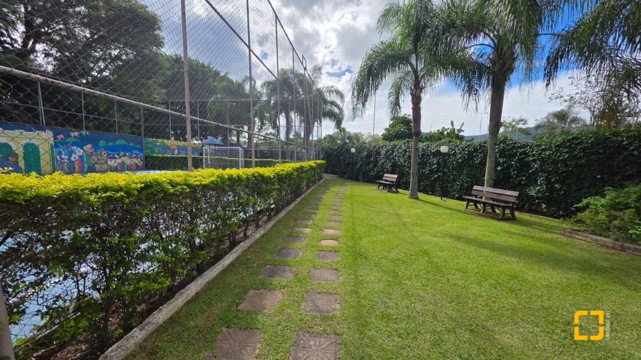 Apartamento com 71m², 3 quartos (sendo 1 suíte), 1 garagem, no bairro Trindade em Florianópolis
