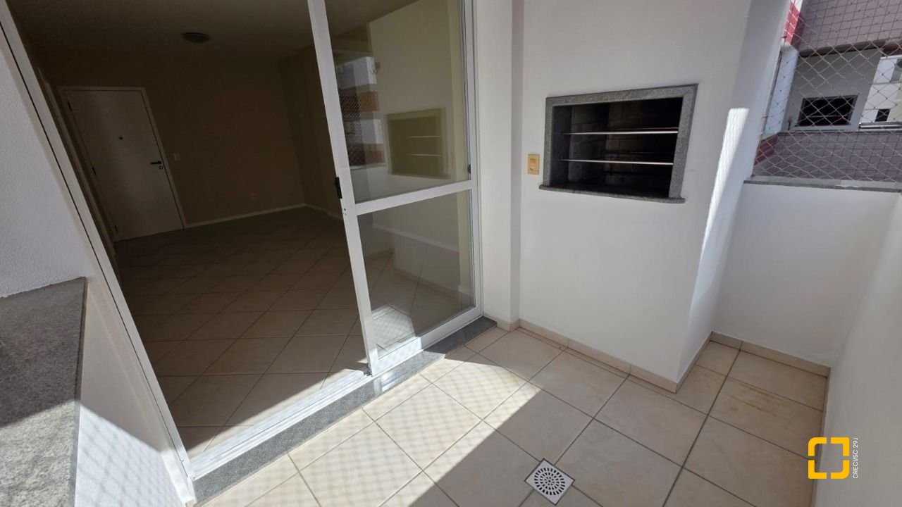 Apartamento com 71m², 3 quartos (sendo 1 suíte), 1 garagem, no bairro Trindade em Florianópolis