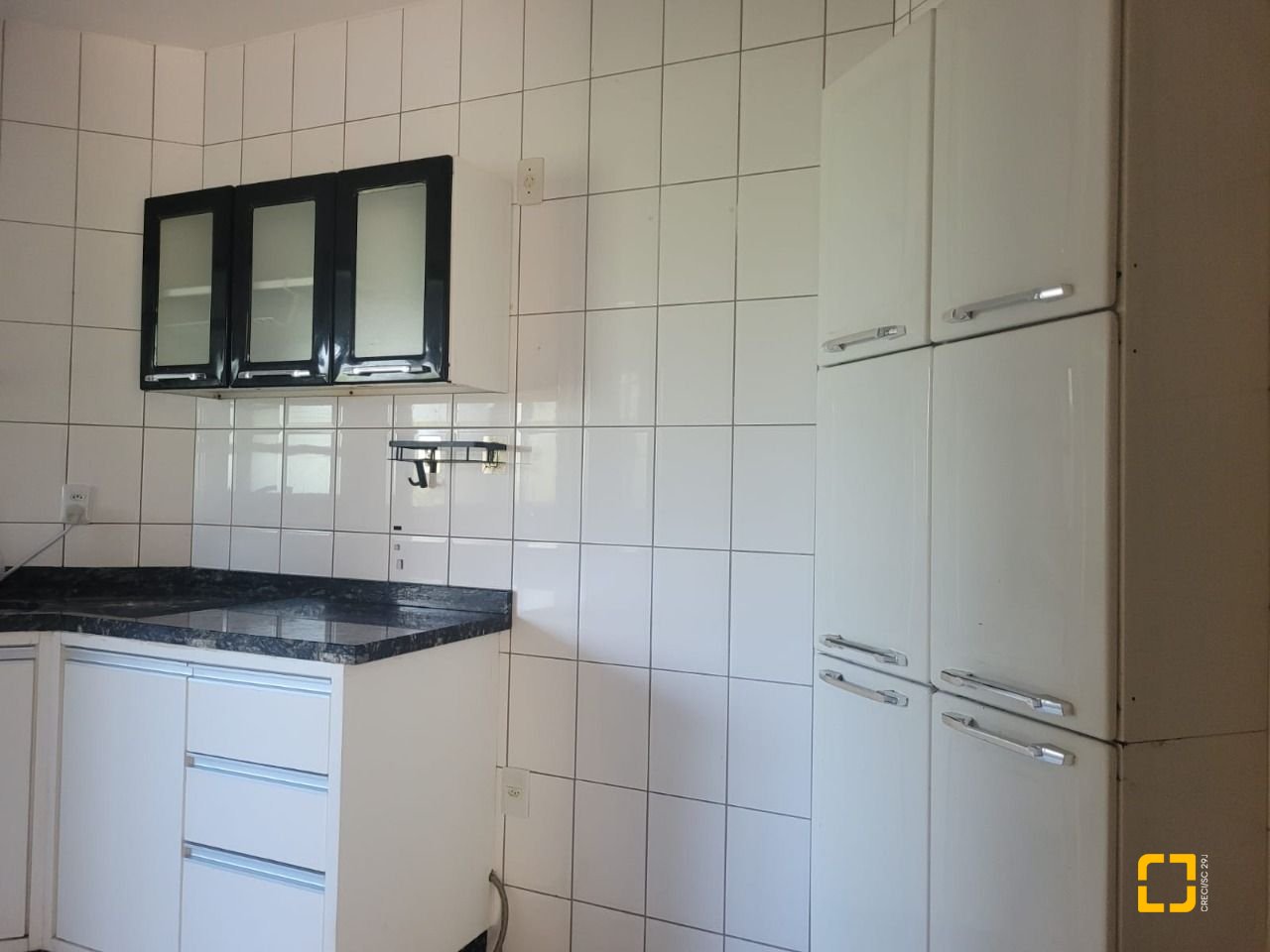Apartamento com 79m², 4 quartos (sendo 1 suíte), 1 garagem, no bairro Saco Grande em Florianópolis