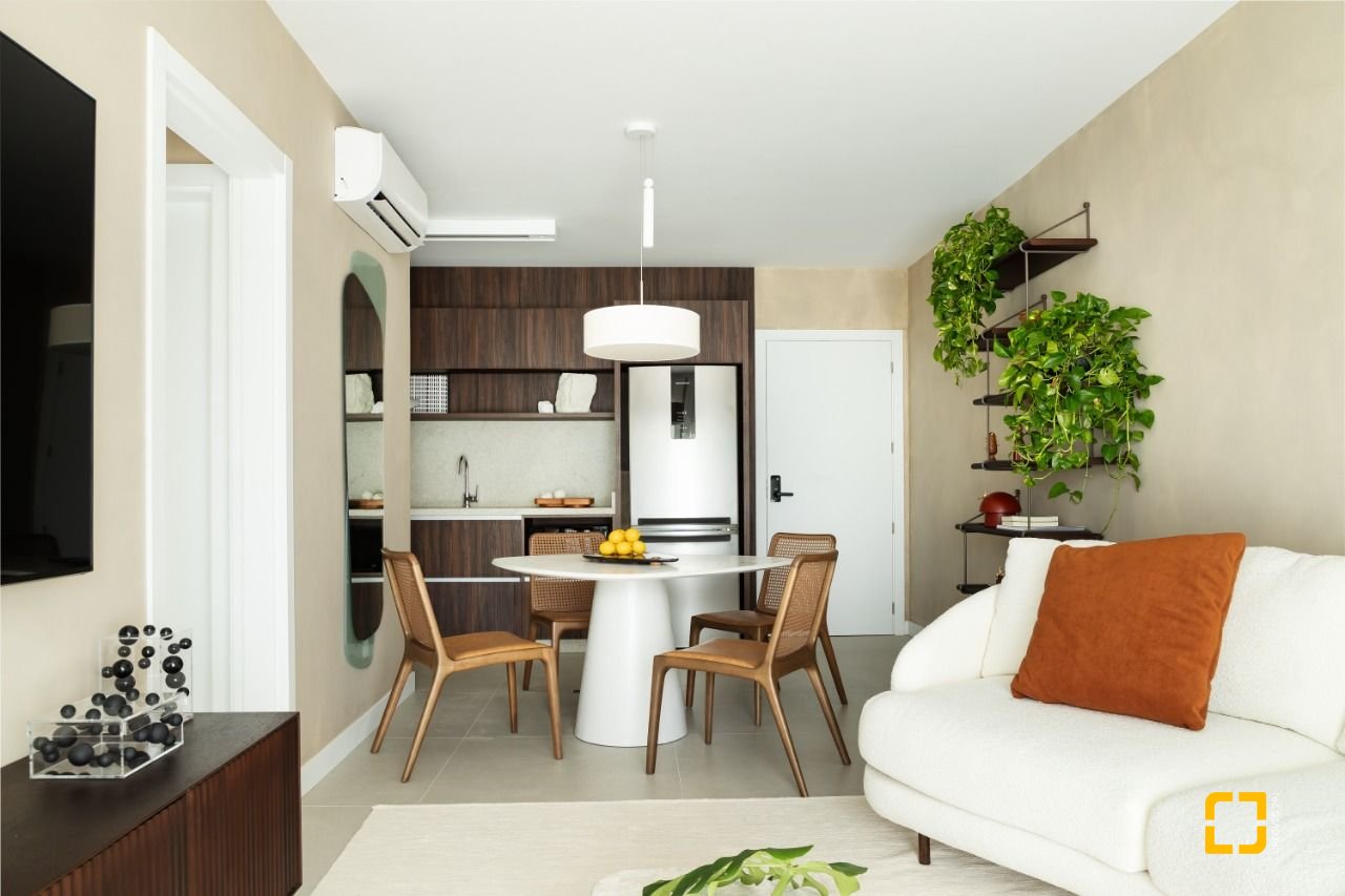 Apartamento com 76m², 3 quartos (sendo 1 suíte), 1 garagem, no bairro Cacupé em Florianópolis