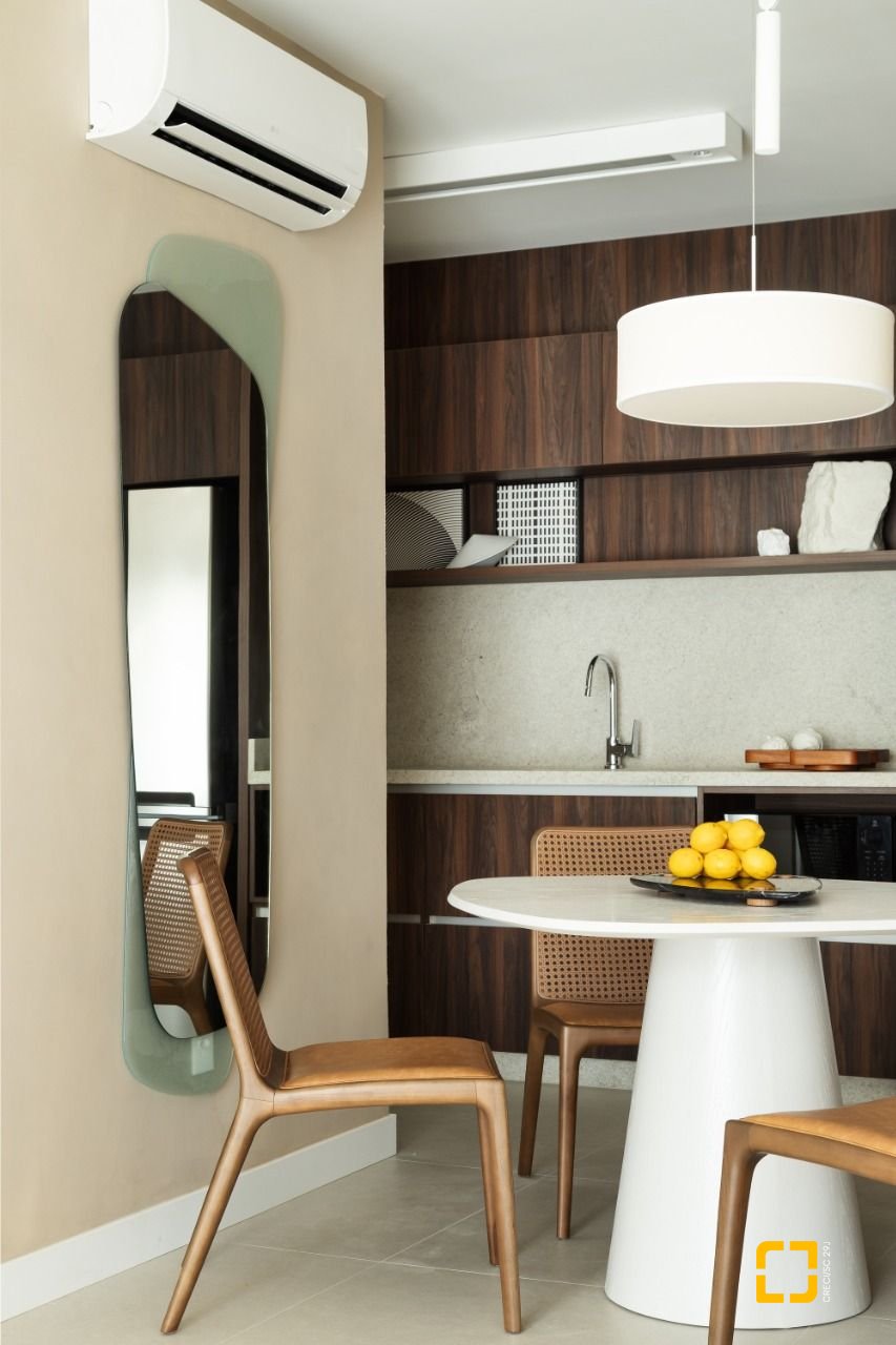 Apartamento com 76m², 3 quartos (sendo 1 suíte), 1 garagem, no bairro Cacupé em Florianópolis