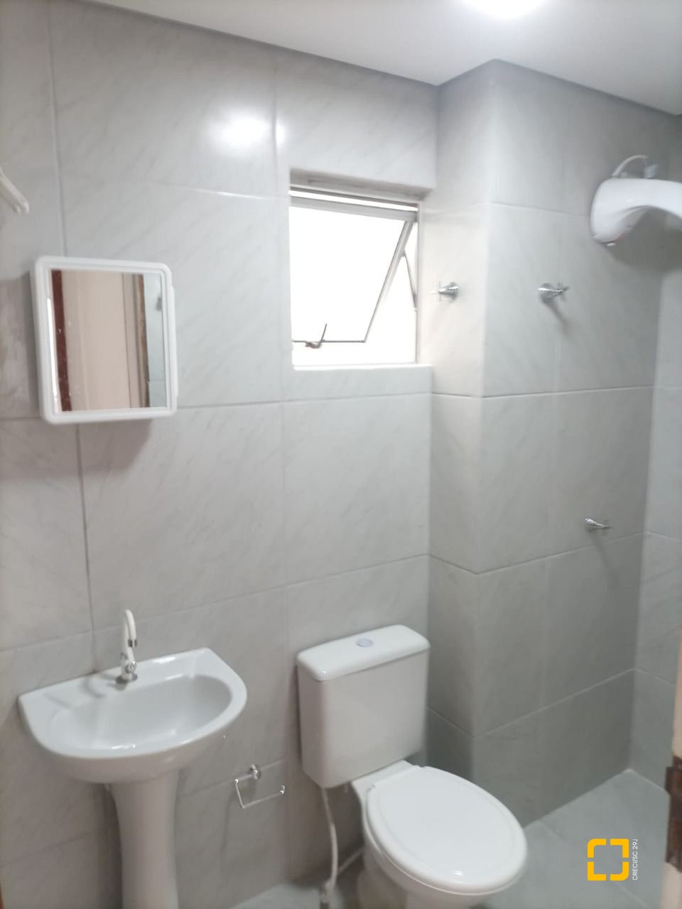Apartamento com 52m², 2 quartos, 1 garagem, no bairro São Sebastião em Palhoça