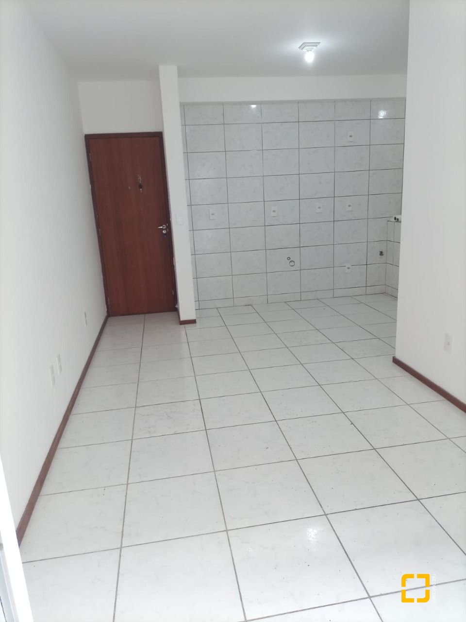 Apartamento com 52m², 2 quartos, 1 garagem, no bairro São Sebastião em Palhoça