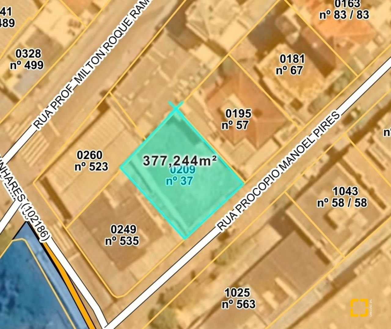 Terreno com 396m², no bairro Trindade em Florianópolis