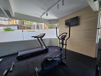 Apartamento com 125m², 4 quartos (sendo 1 suíte), 1 garagem, no bairro Centro em Florianópolis