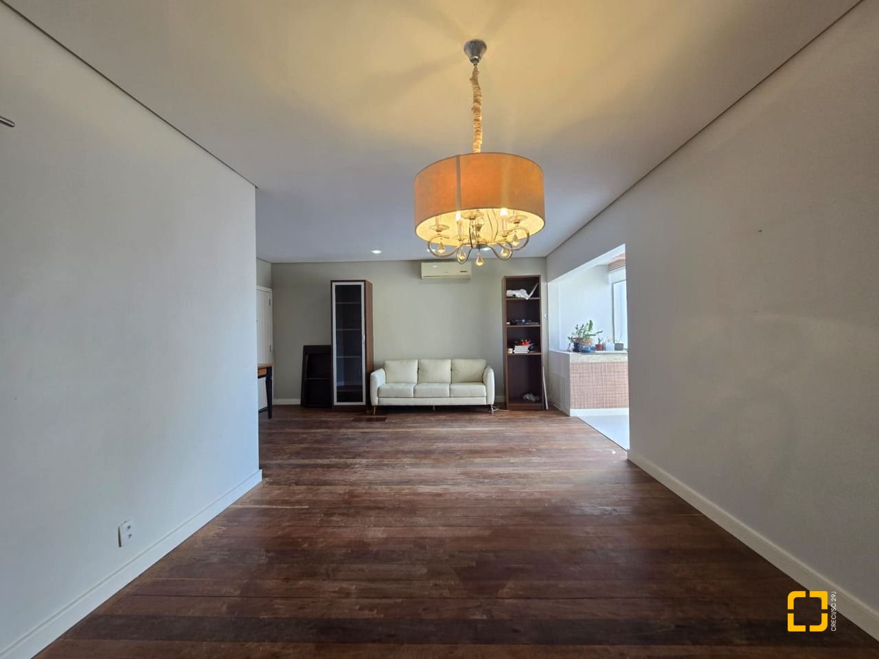 Apartamento com 125m², 4 quartos (sendo 1 suíte), 1 garagem, no bairro Centro em Florianópolis