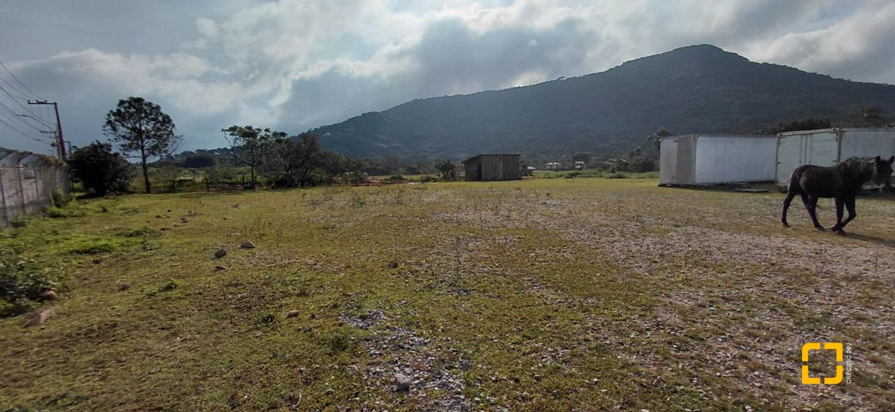 Terreno com 3506m², no bairro Enseada do Brito (Ens Brito) em Palhoça