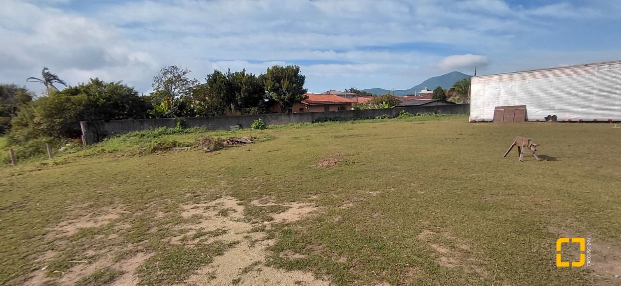 Terreno com 3506m², no bairro Enseada do Brito (Ens Brito) em Palhoça