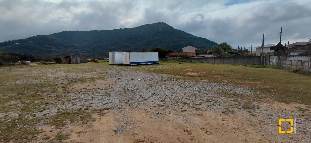 Terreno com 3506m², no bairro Enseada do Brito (Ens Brito) em Palhoça